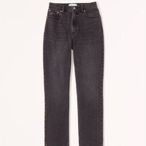 A&F Curve Love Ultra High Rise 90s Straight Jean